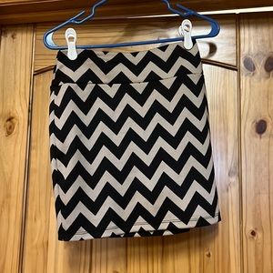 living doll skirt, short, zig zag pattern, never worn